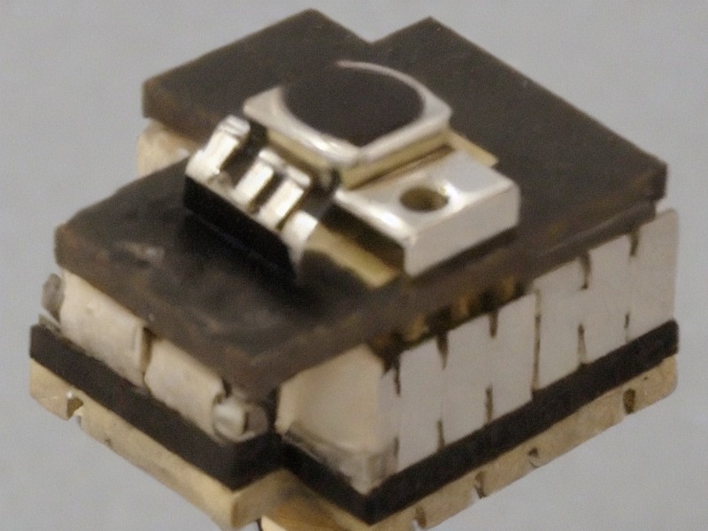 MOSFET应用板对板连接应用说明 1